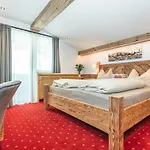 Berghof 3*